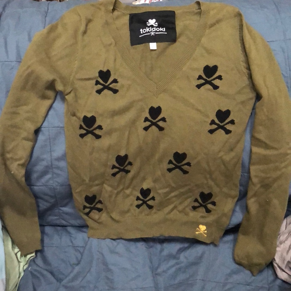 Green and Black Tokidoki sweater